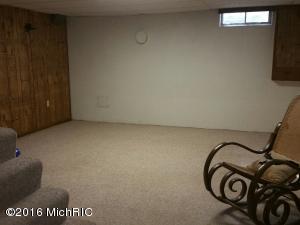 1316 Jupiter Dr, Plainwell, MI 49080 photo 32