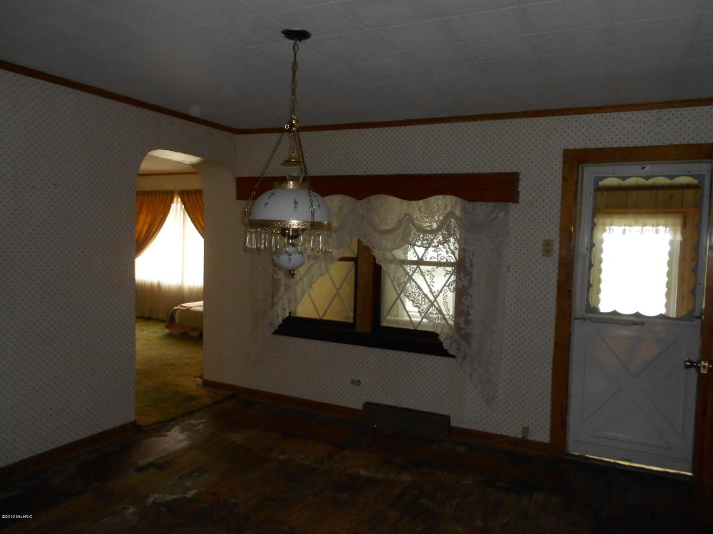 95 S Main St, Custer, MI 49405 photo 9