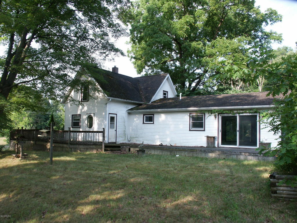 14622 Broadway Rd, Three Rivers, MI 49093 photo 2