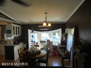 425 Garden, Muir, MI 48860 photo 15