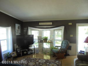 425 Garden, Muir, MI 48860 photo 13