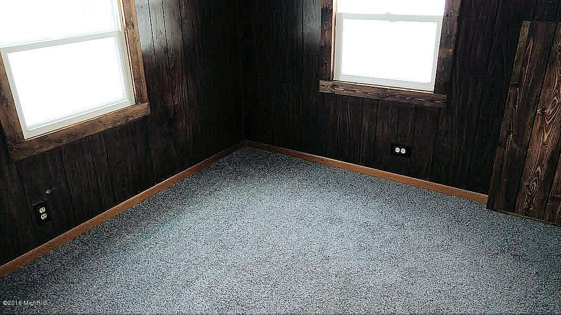 2862 N 5th St, White Cloud, MI 49349 photo 6