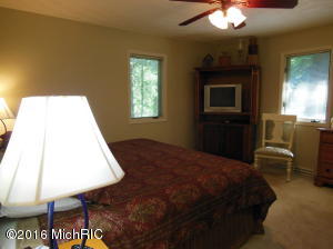 7526 5th S, Mattawan, MI 49071 photo 17