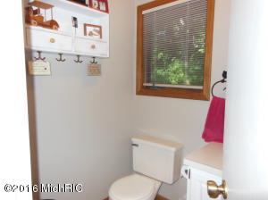 7526 5th S, Mattawan, MI 49071 photo 12