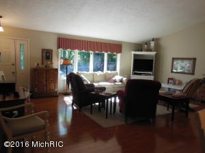 7526 5th S, Mattawan, MI 49071 photo 8