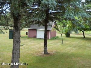 8576 E Colby Rd, Crystal, MI 48818 photo 19