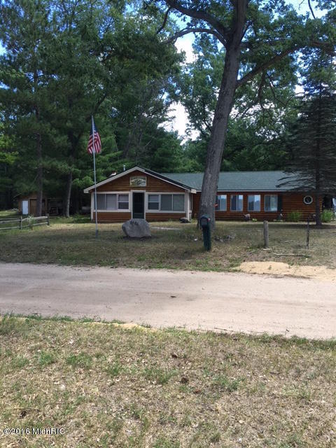8564 S Virginia Blvd, Baldwin, MI 49304 photo 1