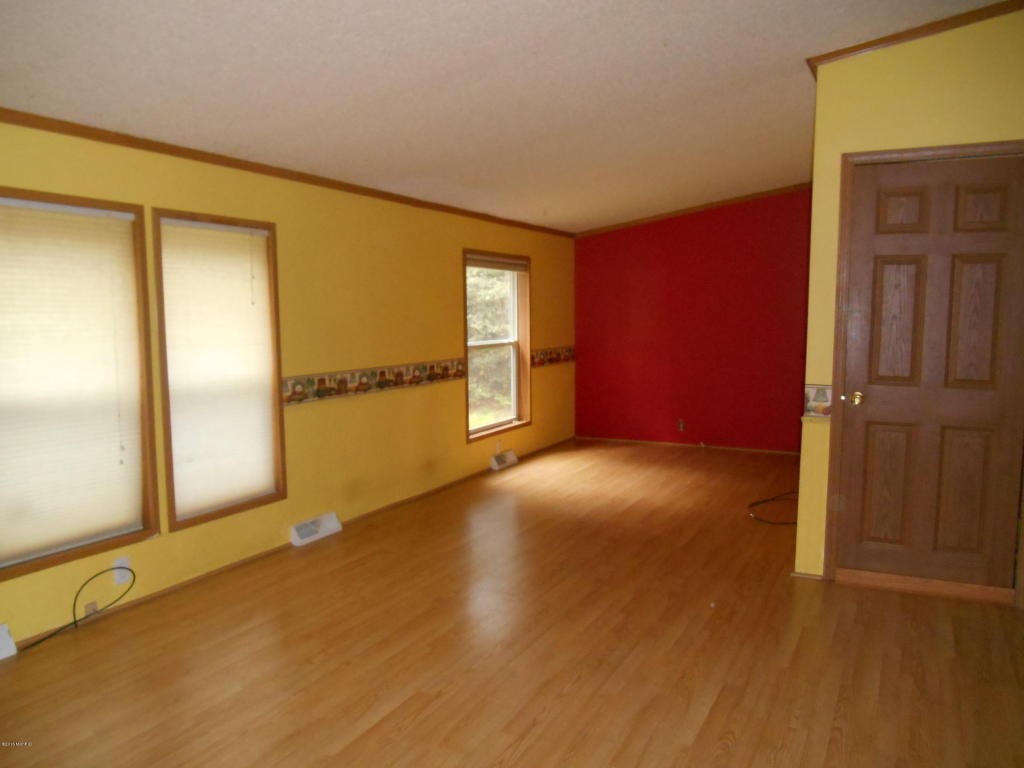 3030 E 82nd St, Newaygo, MI 49337 photo 5