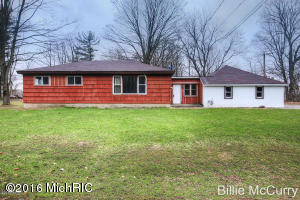 95 E Washington, Newaygo, MI 49337 photo 1