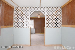 95 E Washington, Newaygo, MI 49337 photo 14
