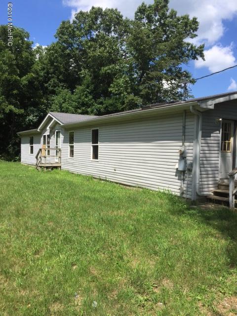 501 Elm St, Marcellus, MI 49067 photo 2