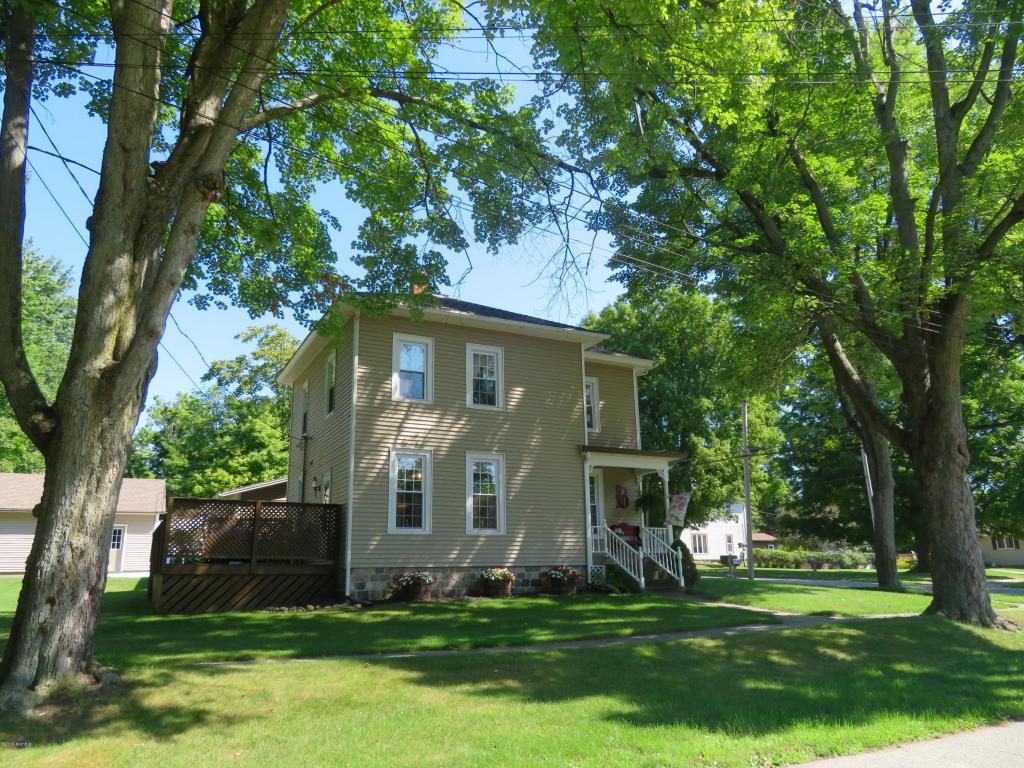 227 E Bradford, Stanton, MI 48888 photo 5