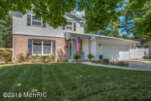 740 Wright Ln, Marshall, MI 49068 photo 1