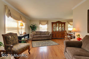 740 Wright Ln, Marshall, MI 49068 photo 6