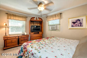 740 Wright Ln, Marshall, MI 49068 photo 20