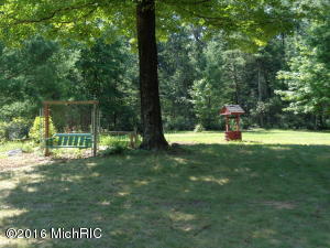 2970 S Oak, White Cloud, MI 49349 photo 17