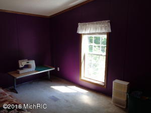 2970 S Oak, White Cloud, MI 49349 photo 11