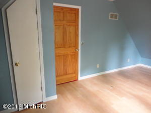 4018 E Shore Dr, Stanton, MI 48888 photo 28