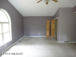 4018 E Shore Dr, Stanton, MI 48888 photo 15