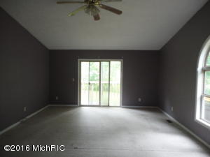 4018 E Shore Dr, Stanton, MI 48888 photo 13