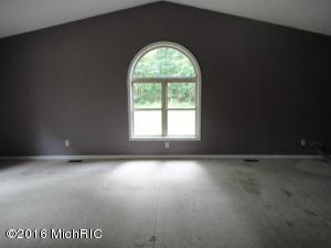 4018 E Shore Dr, Stanton, MI 48888 photo 12