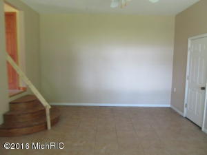 435 Prospect, Constantine, MI 49042 photo 6