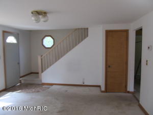 435 Prospect, Constantine, MI 49042 photo 4