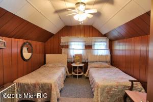 5420 E Oak St, Newaygo, MI 49337 photo 23