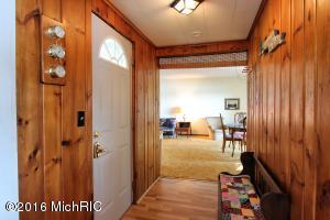 5420 E Oak St, Newaygo, MI 49337 photo 4