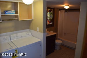 12440 Cabin Dr NE, Belding, MI 48809 photo 11