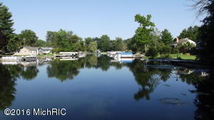 272 Riverview Dr, Coldwater, MI 49036 photo 8