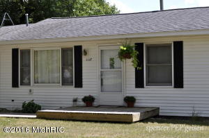 1117 N State Rd, Belding, MI 48809 photo 3