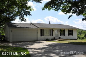 1117 N State Rd, Belding, MI 48809 photo 2