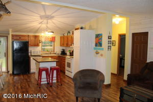2141 E 95th St, Newaygo, MI 49337 photo 5