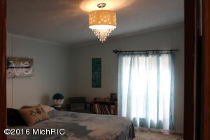 2141 E 95th St, Newaygo, MI 49337 photo 10