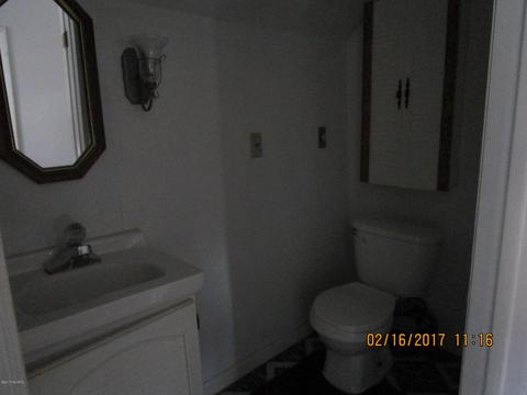 211 E Walnut St, Albion, MI 49224 photo 8