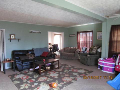 211 E Walnut St, Albion, MI 49224 photo 3