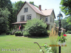 6939 Simonelli Rd, Whitehall, MI 49461 photo 1