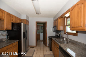 331 102nd Ave, Plainwell, MI 49080 photo 5