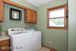 331 102nd Ave, Plainwell, MI 49080 photo 7