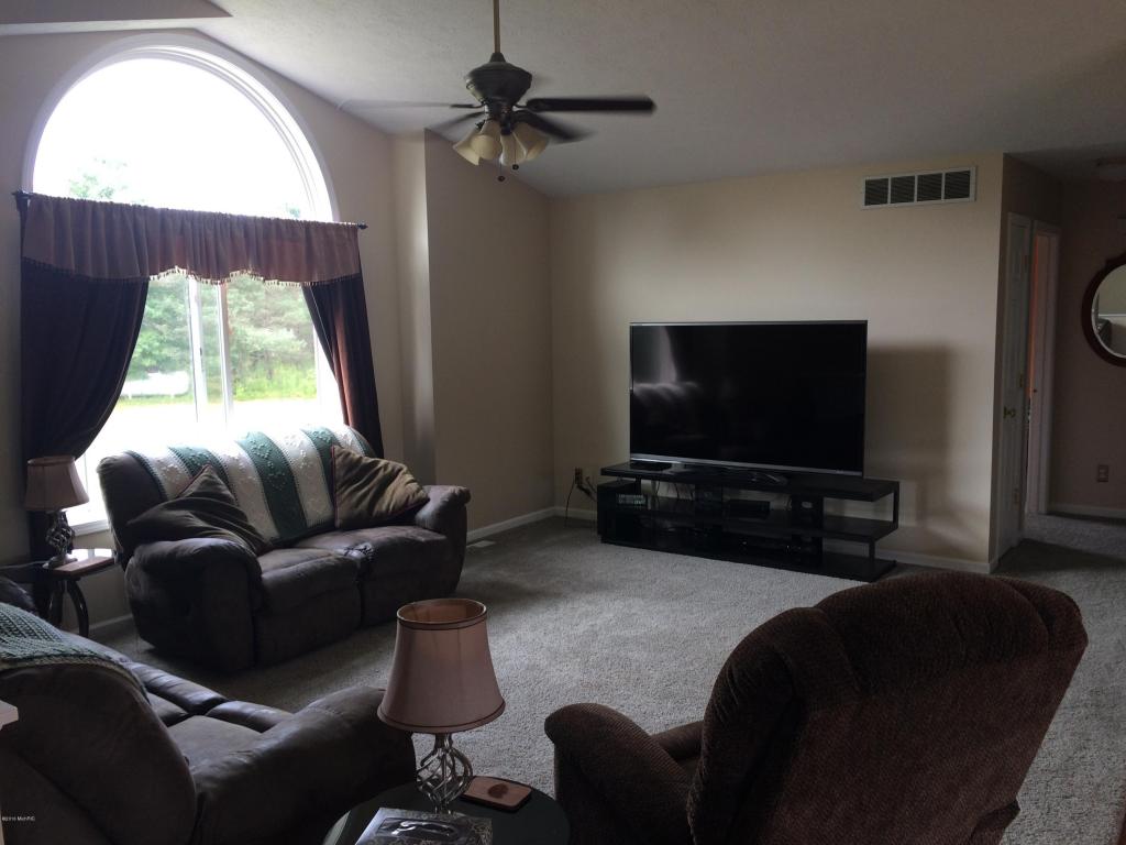 1890 Draper Dr, Stanton, MI 48888 photo 6