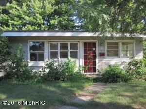 8 Cinderella Cir, Springfield, MI 49037 photo 1