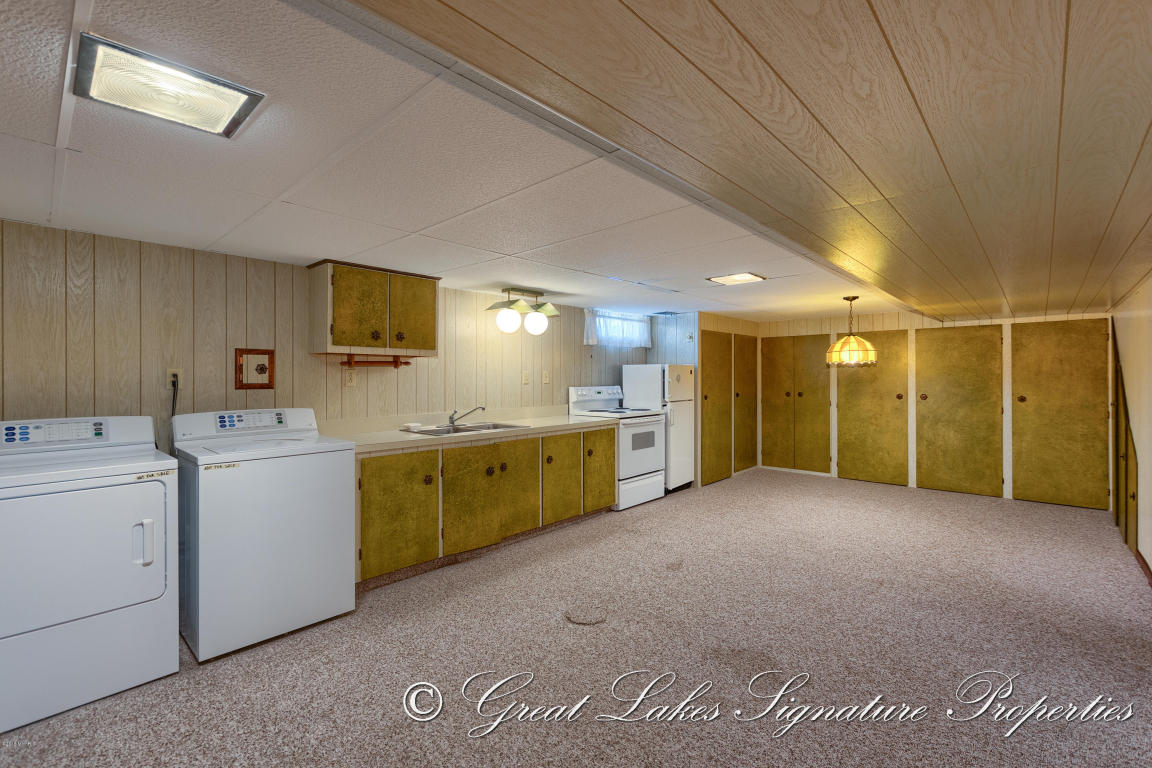722 N State, Belding, MI 48809 photo 28