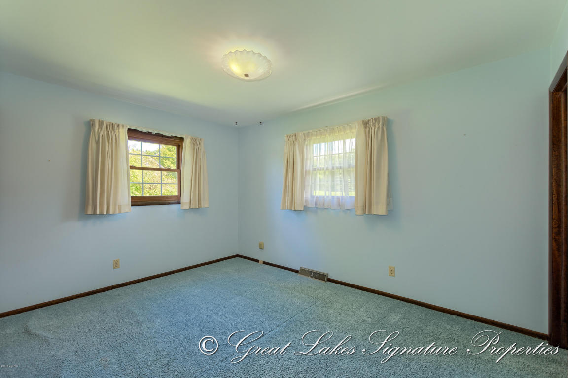 722 N State, Belding, MI 48809 photo 16