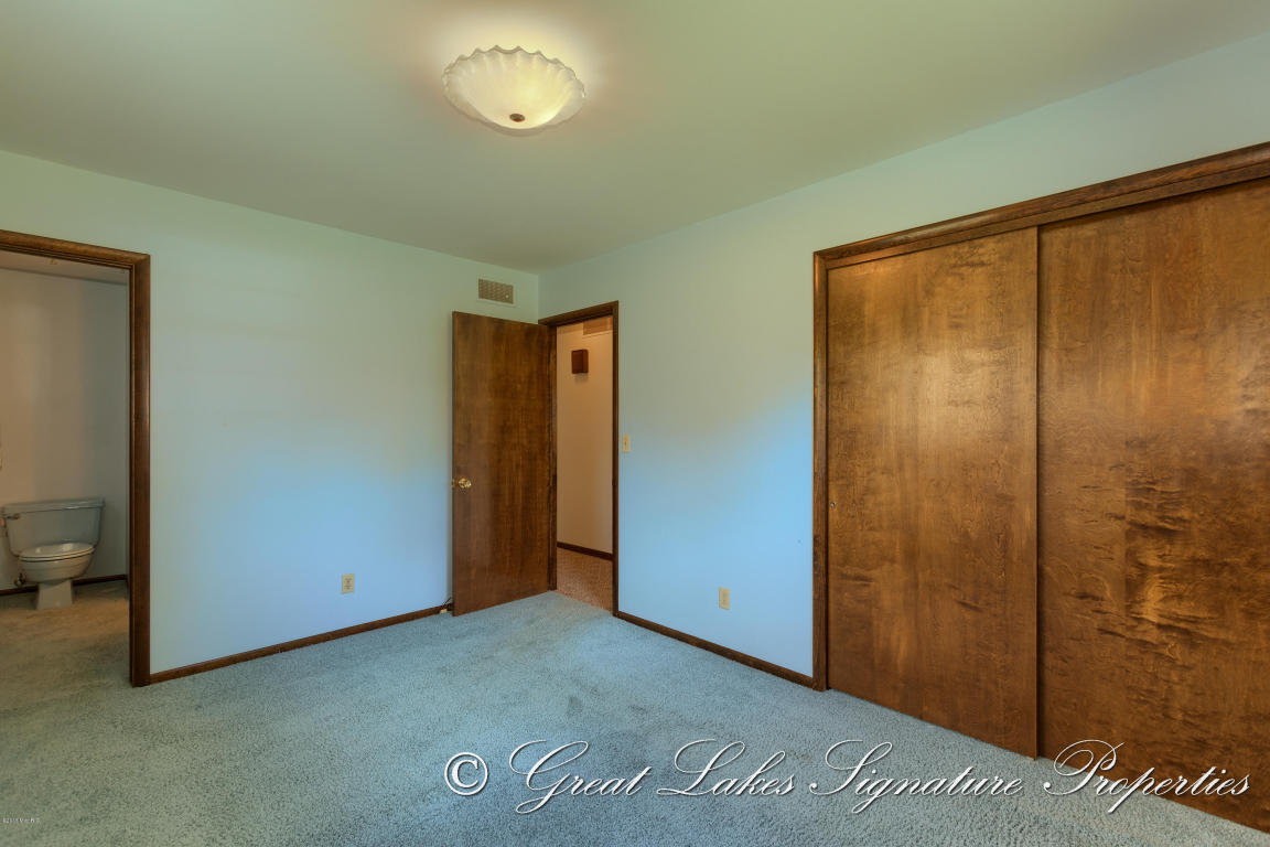 722 N State, Belding, MI 48809 photo 17