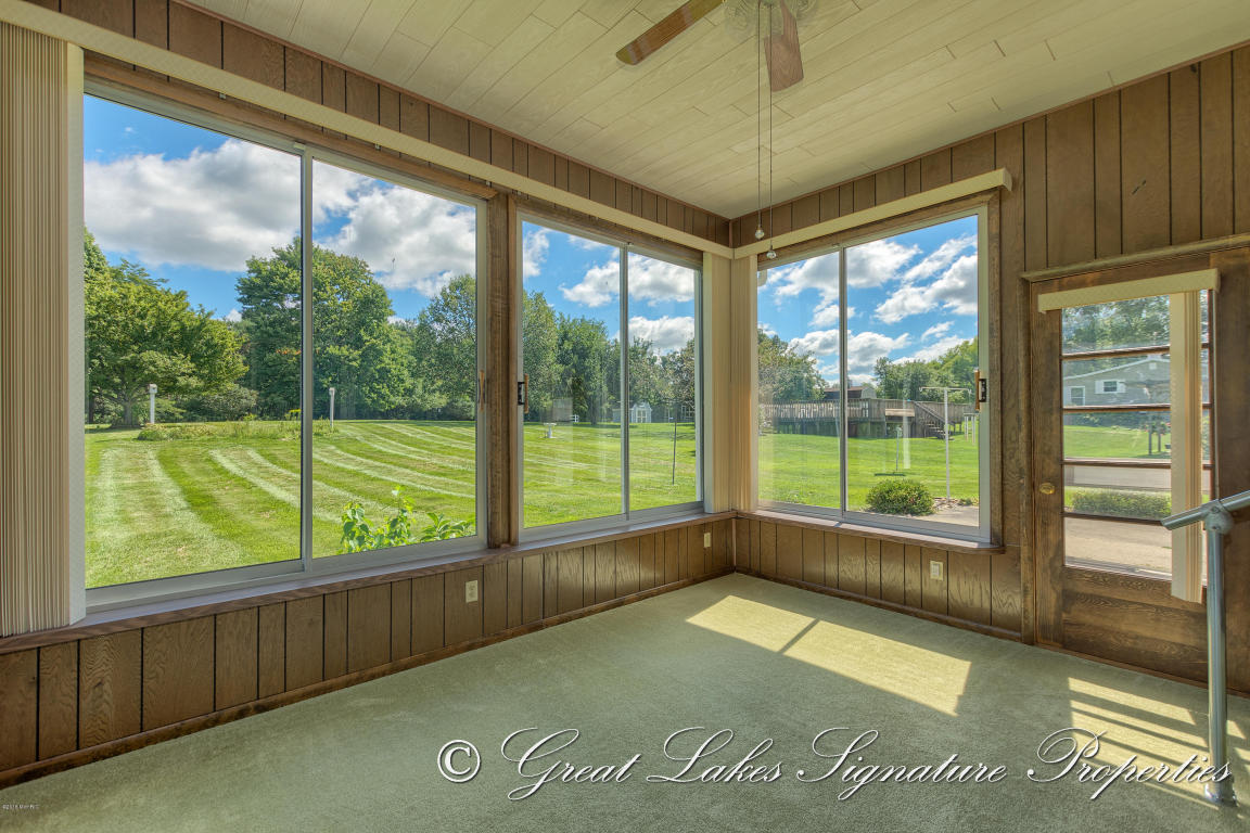 722 N State, Belding, MI 48809 photo 13