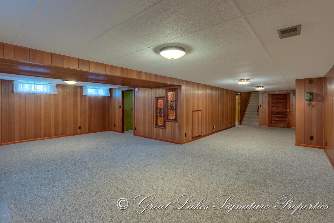 722 N State, Belding, MI 48809 photo 25