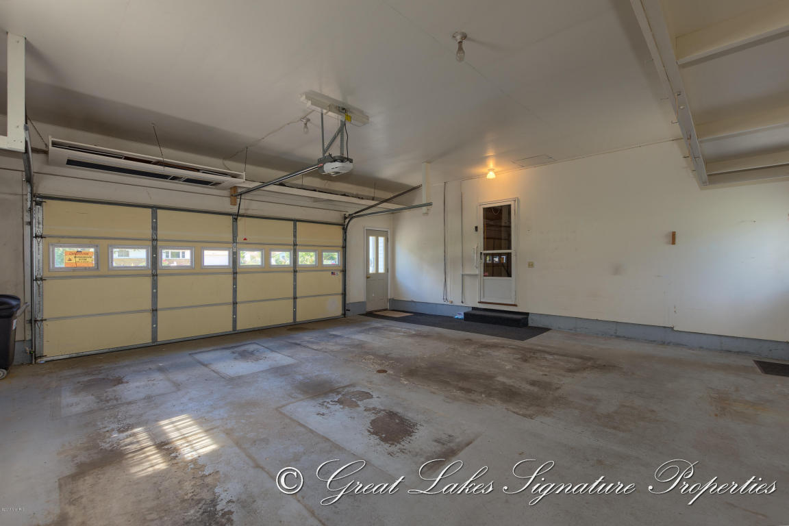 722 N State, Belding, MI 48809 photo 32