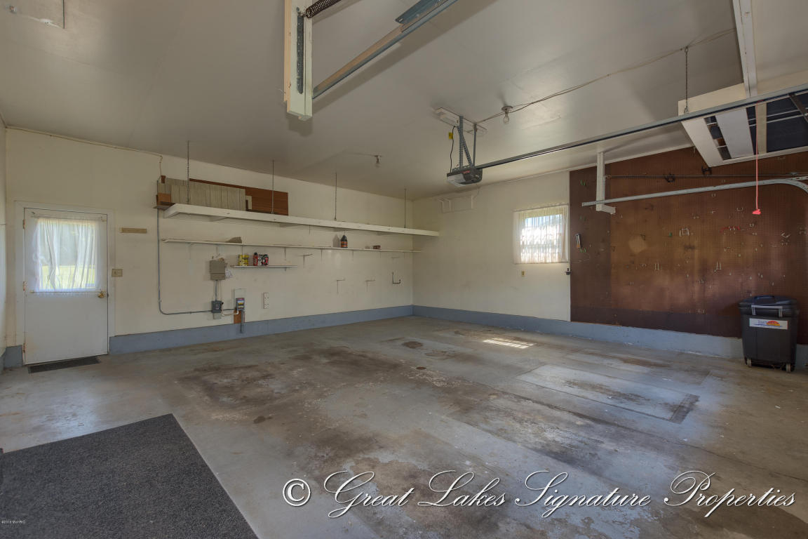 722 N State, Belding, MI 48809 photo 31