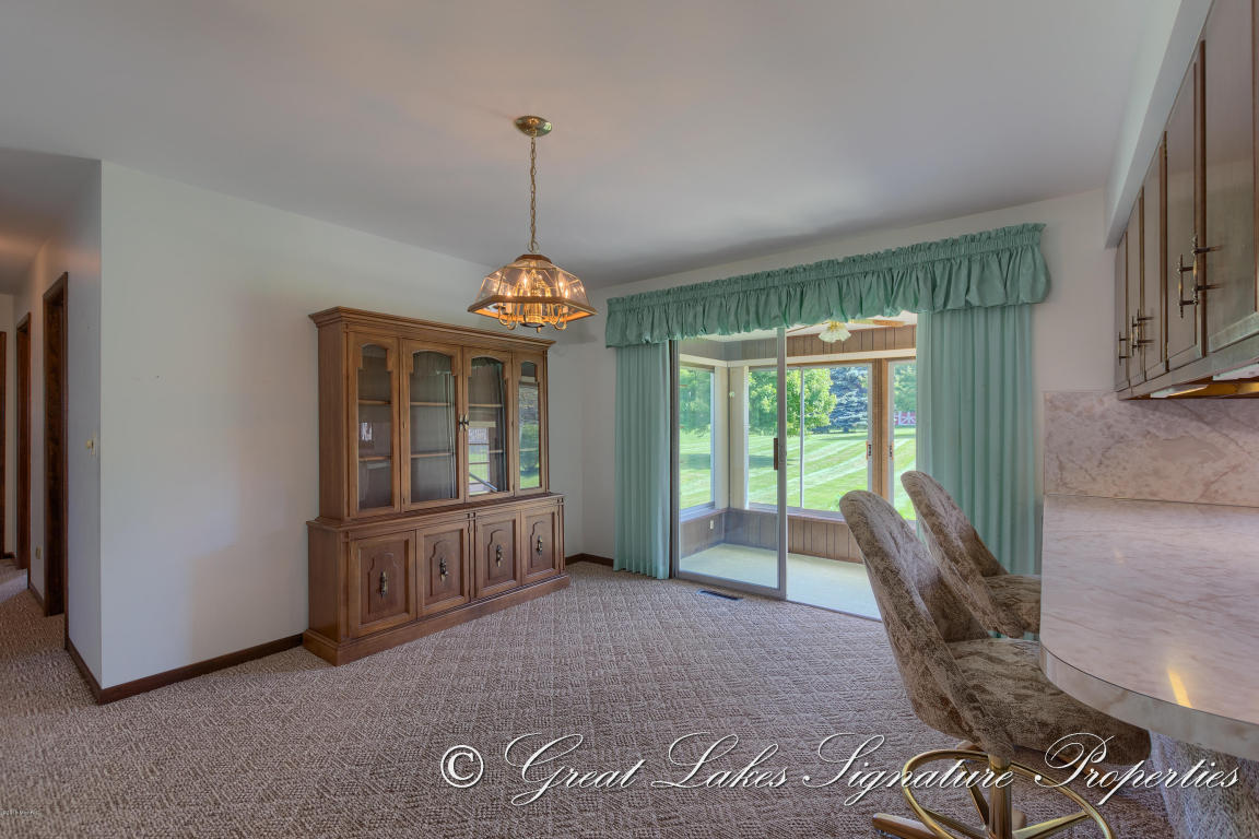 722 N State, Belding, MI 48809 photo 8